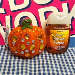 BBW Blingy Bedazzled Pumpkin Pocketbac Holder & Sweet Cinnamon Pumpkin Refill